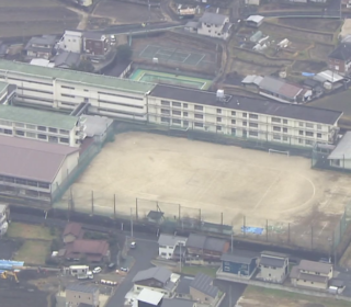 中津川の中学校　空からの画像